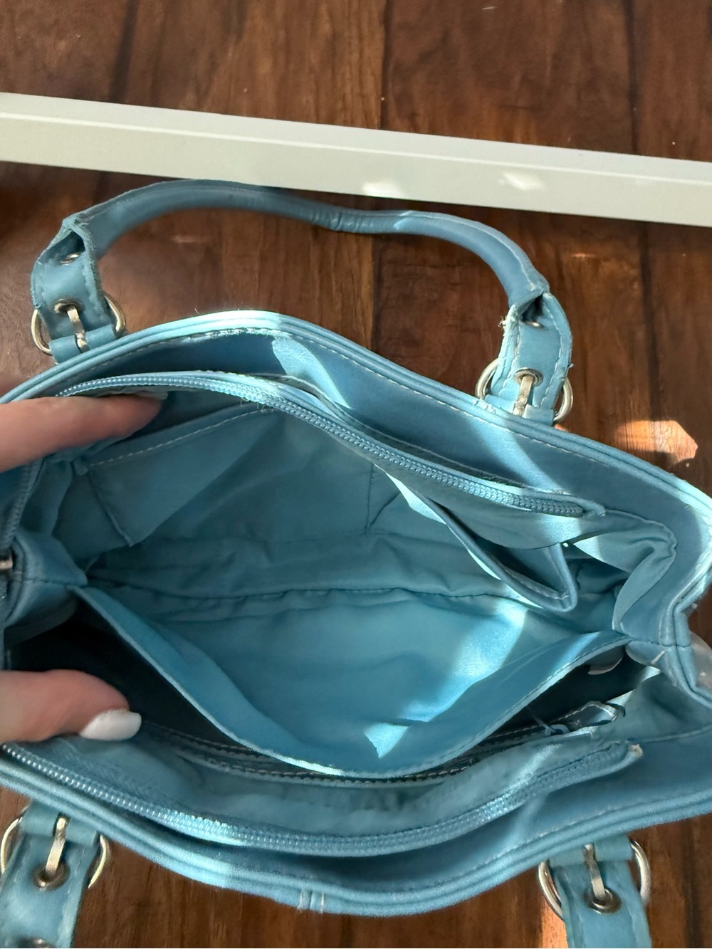 Classic Teal Shoulder Bag with Front Pockets - Picture 4 of 6